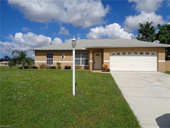 2nd image of 1017 SW 36th St