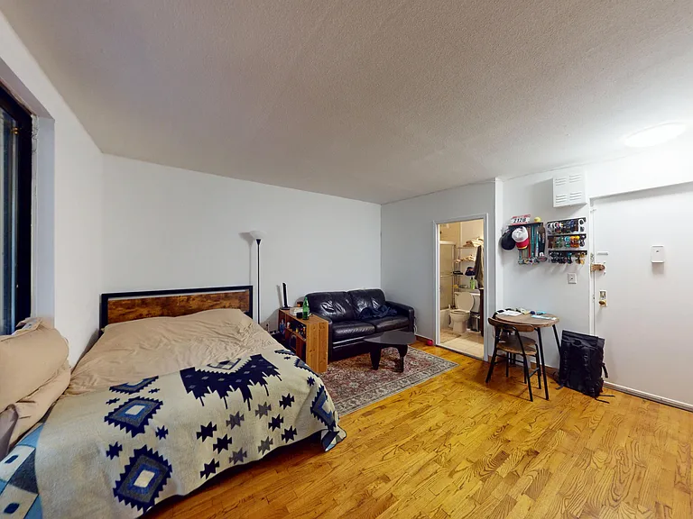 513 2nd Ave #2A — Photo 6