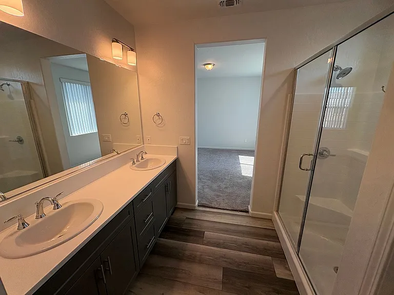 3036 N Parkside St — Photo 8