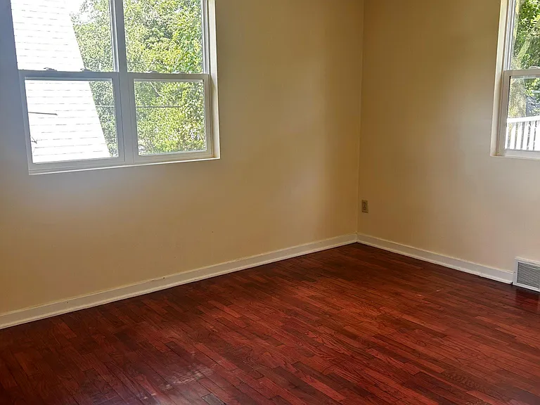 402 Ridge St — Photo 23