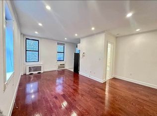 160 E 28th St #2Y, New York, NY 10016