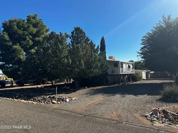 17301 E Meadow Ln, Mayer, AZ 86333