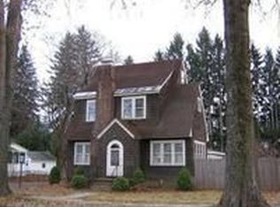 126 5th Ave, Gloversville, NY 12078