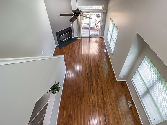 3rd image of 41790 Independence Dr #1