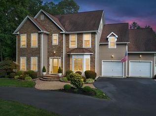 243 Ivystone Ct, Galloway, NJ 08205