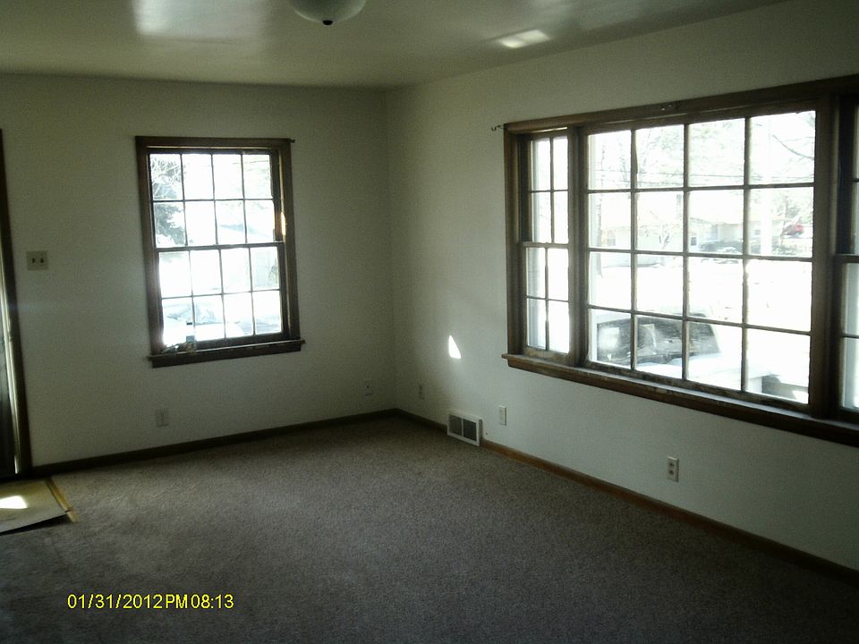 2nd image of 1111 W Purtscher Dr