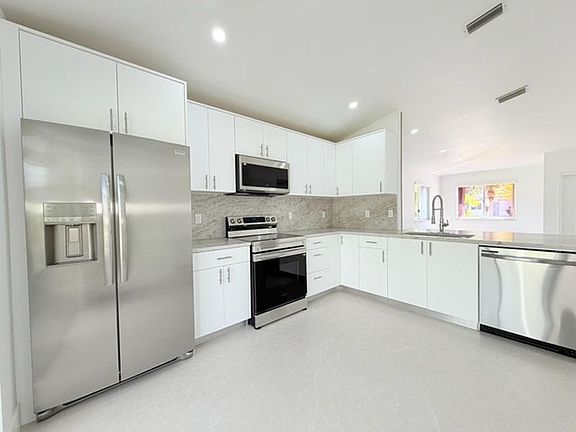 3rd image of 20841 NW 1st St