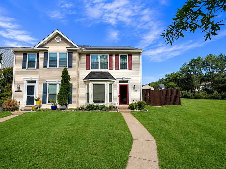 22089 Saint Inigoes Ct — Photo 1
