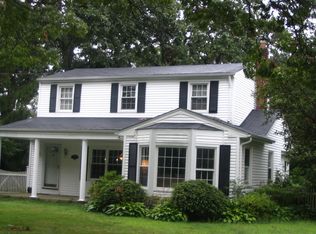 123 Roseland Ln, East Patchogue, NY 11772