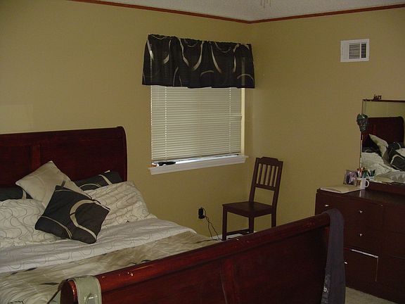 5th image of 14319 Saint Andrews Dr