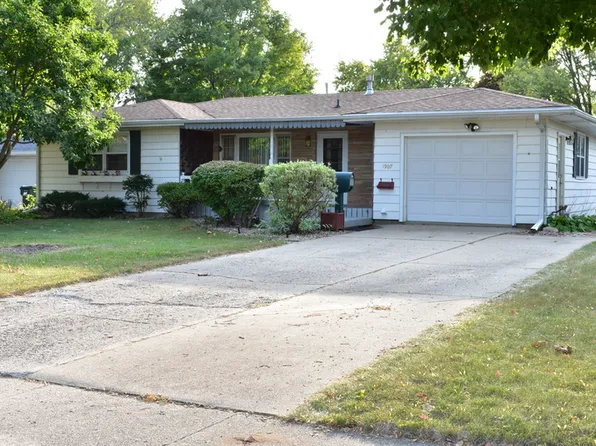 1907 22nd Ave, Sterling, IL 61081
