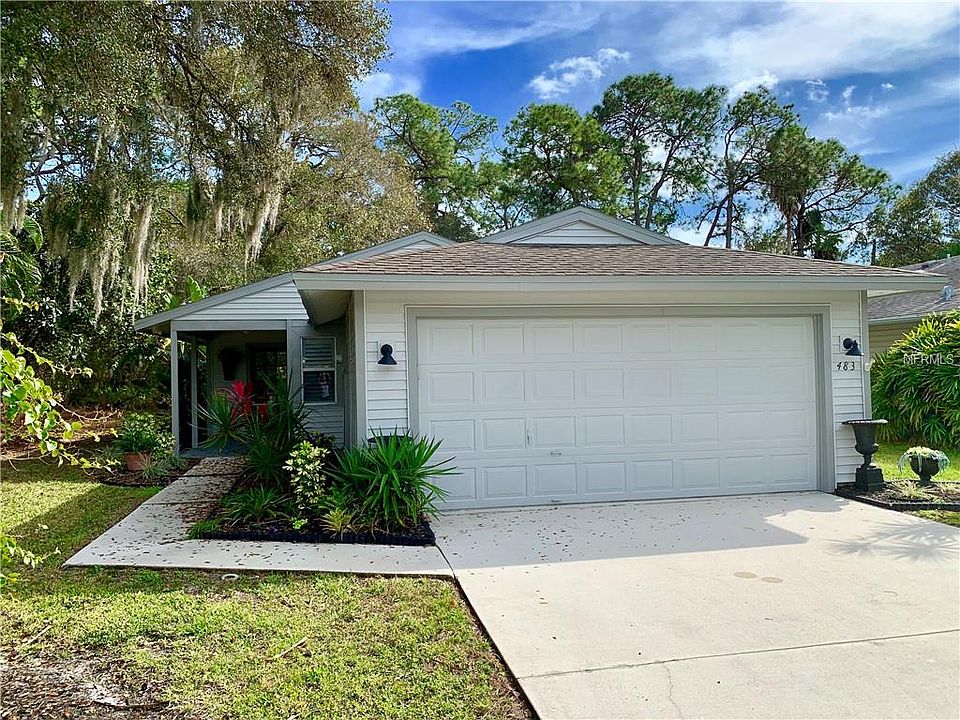 1st image of 483 Bearded Oaks Cir
