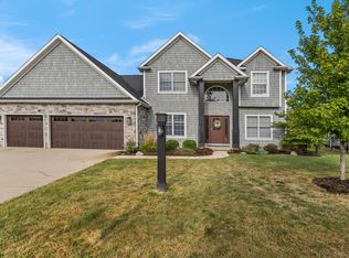 1621 English Oak Dr, Champaign, IL 61822