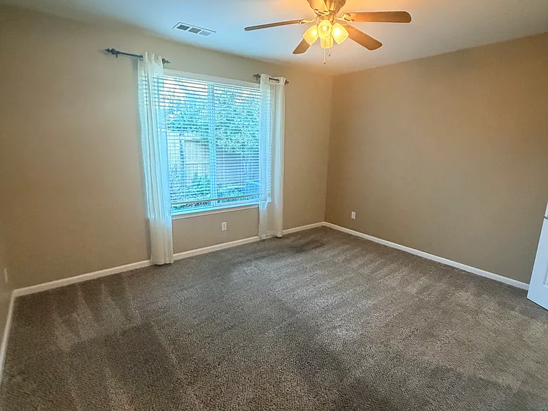 9855 Sheffield Way — Photo 18