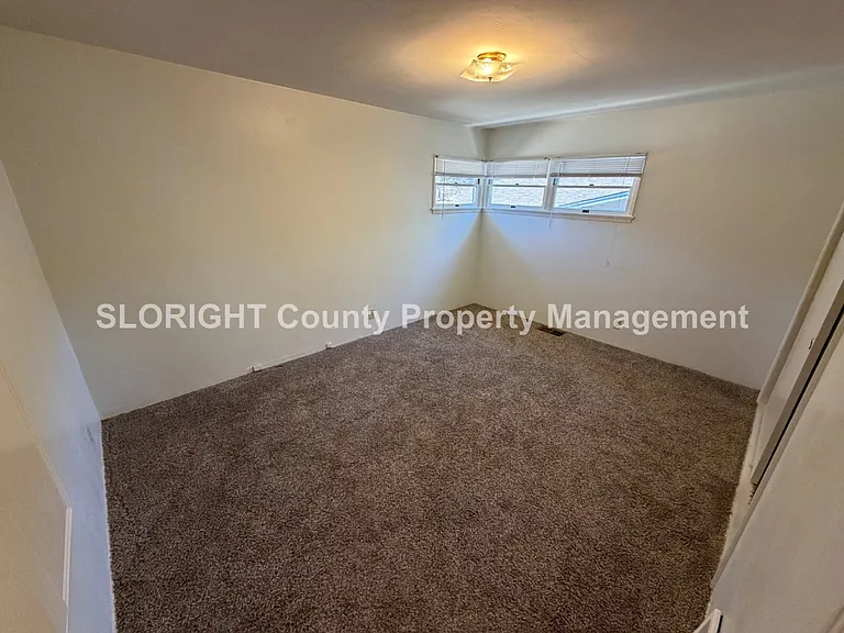 137 Broad St — Photo 17