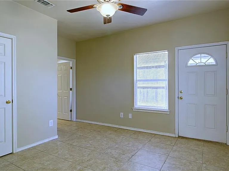 1104 Canyon Edge Dr #B — Photo 13