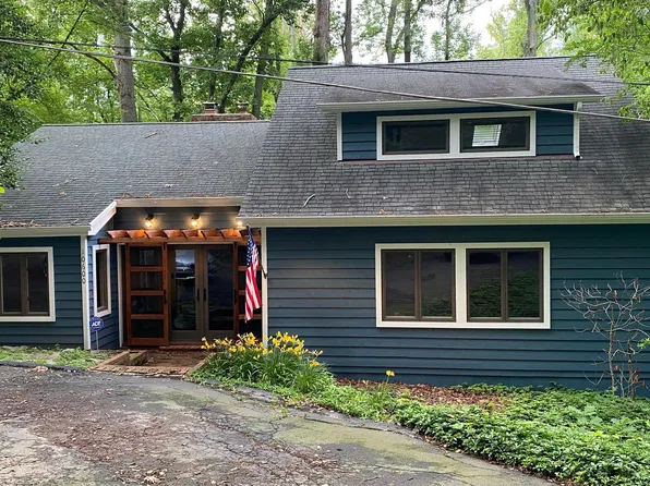 10600 Hunter Station Rd, Vienna, VA 22181