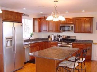 14 Pine Cliff Rd, Weymouth, MA 02189