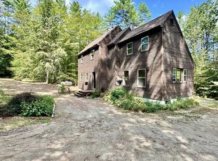 12 Wolfe Den Dr, New Hampton, NH 03256
