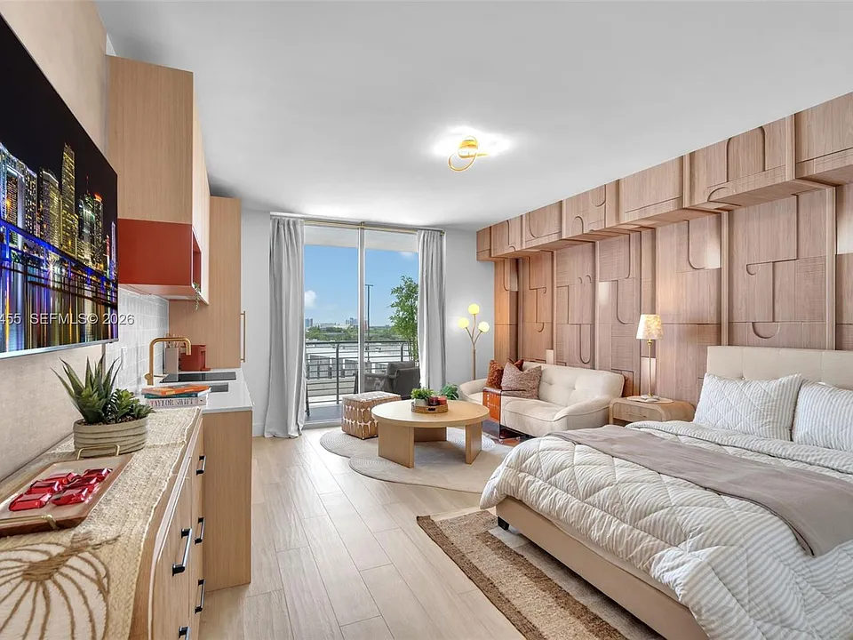90 NE 32nd St #620