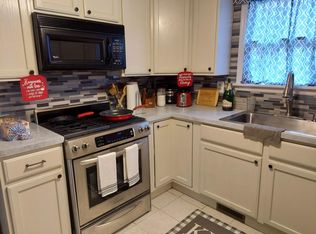 809 Richmond St #1, Joliet, IL 60435