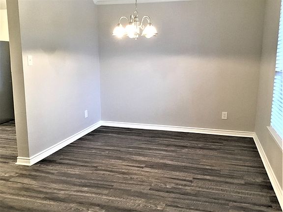 3rd image of 7119 Desert Bluff Ln