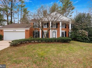 12728 Lincolnshire Dr, Rockville, MD