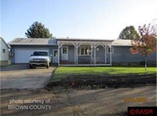 921 S Front St, New Ulm, MN 56073