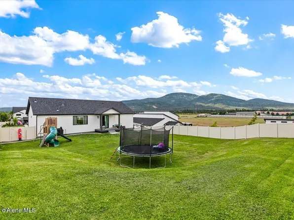 13740 N Ramore Ct, Rathdrum, ID 83858