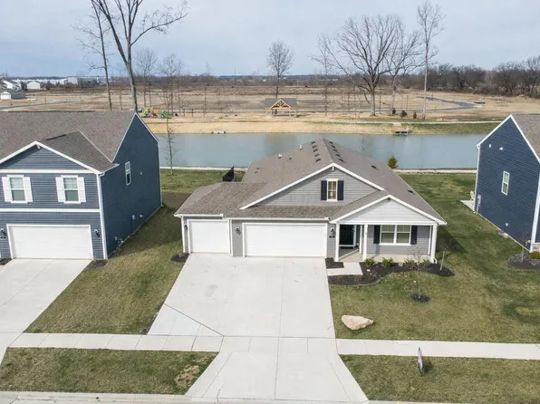 11 Sawmill Dr, Ashville, OH 43103