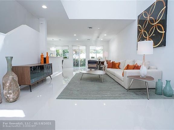 3rd image of 120 SE 7th Way #120