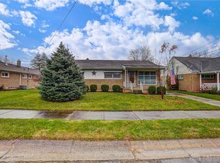 1728 Trinity Dr, Springfield, OH 45503