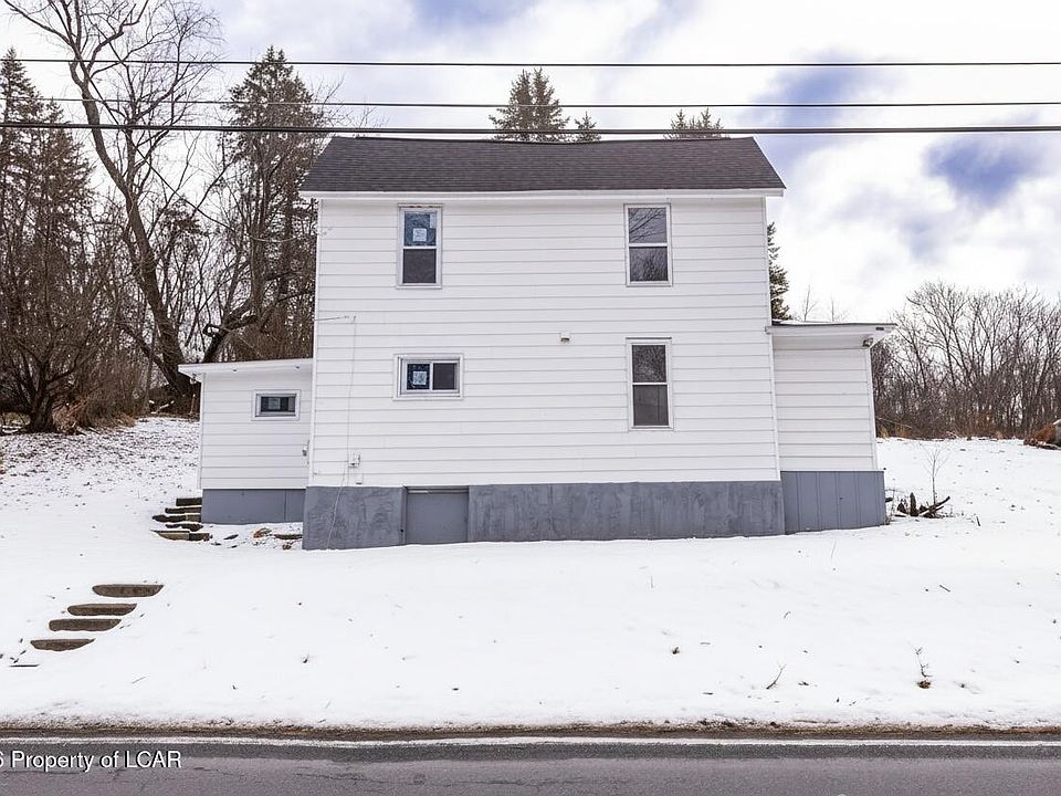 1st image of 107 E Saylor Ave