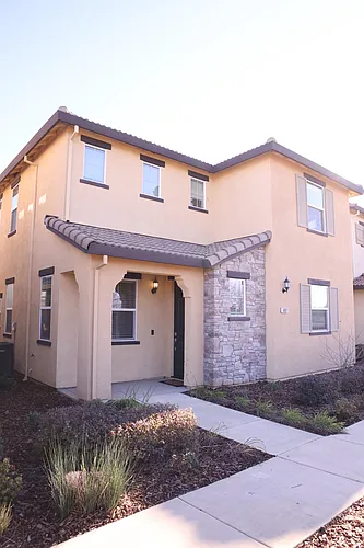 10821 Portico Cir Photo 1