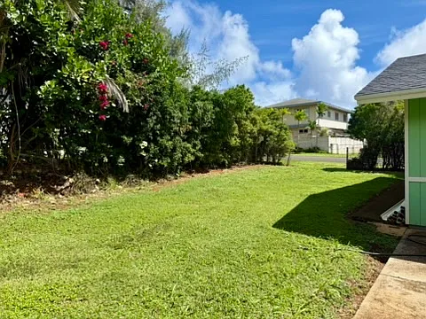 3 bed, 912 sqft, $4,000 — Photo 3