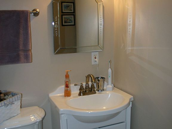 Downstairs full bath