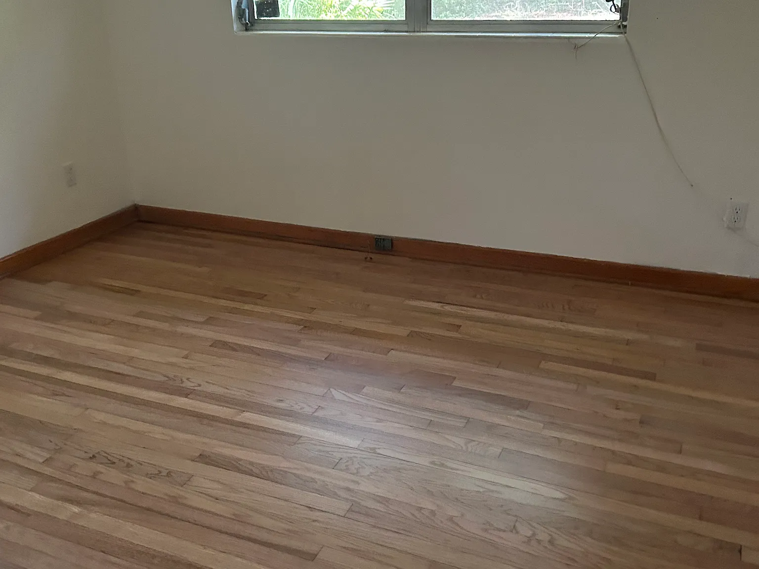 3 bed, 1352 sqft, $1,900 — Photo 4