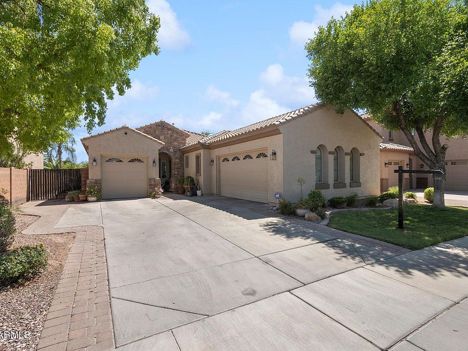 1st image of 3105 E CLAXTON Court