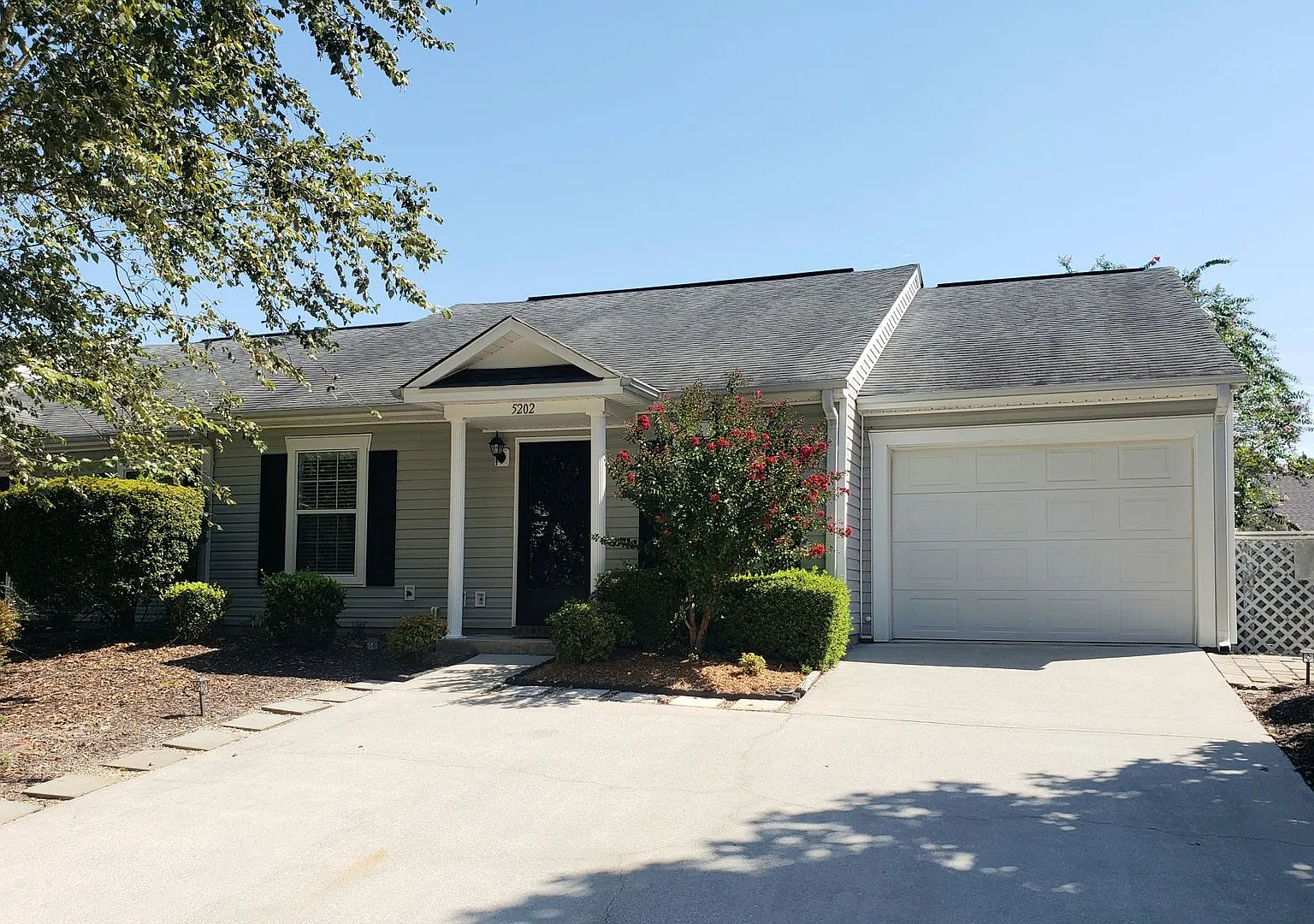 Fully Furnished - 5202 Aruba Circle In Augusta - Cute Farmhouse Look, 3 Bedrooms, 2 Bath, 1 Car G... — Photo 1