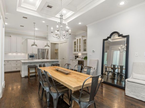 4513 Blossom St, Houston, TX 77007
