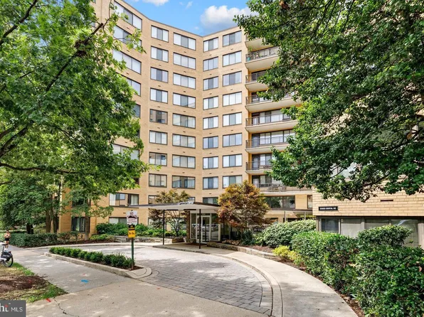 4740 Connecticut Ave NW APT 1017, Washington, DC 20008