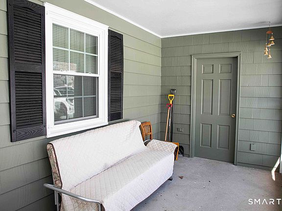 4th image of 1240 High Road