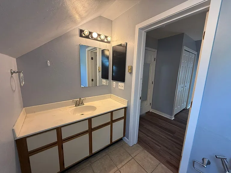 44 Salem Pl #3 — Photo 11