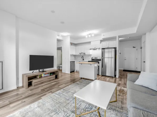 155 Legion Rd N #208, Toronto, ON M8Y 0A7