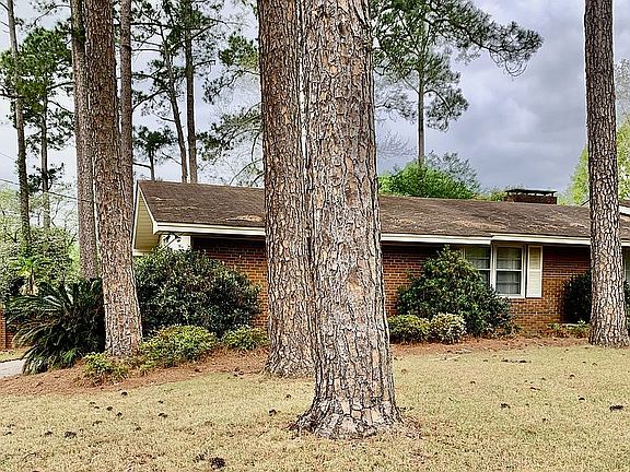 4th image of 617 Stanton Dr