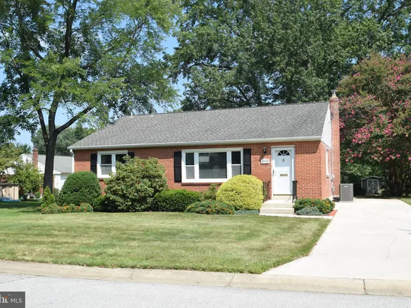 2702 Charlotte Ave, Wilmington, DE 19803