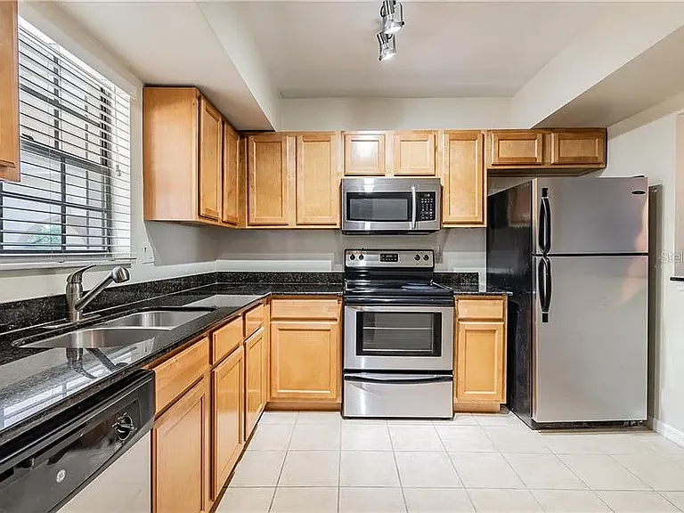 10344 Carrollwood Ln #176 — Photo 4