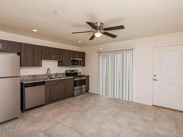 2094 Swanson Ave — Photo 5