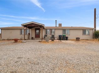 7153 Cambria Rd, Phelan, CA 92371