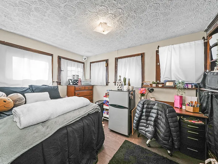 114 Linden Rd #1 — Photo 12
